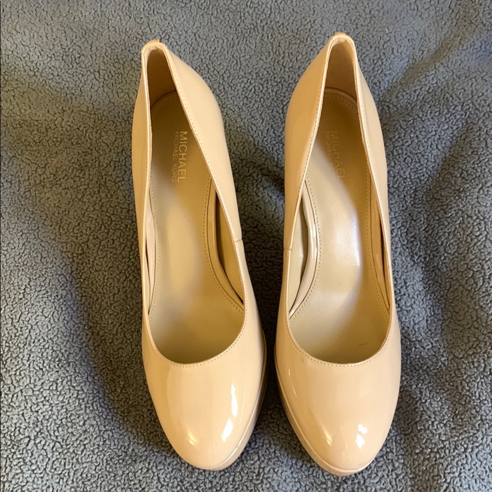 Michael Kors Women's Tan Heels
